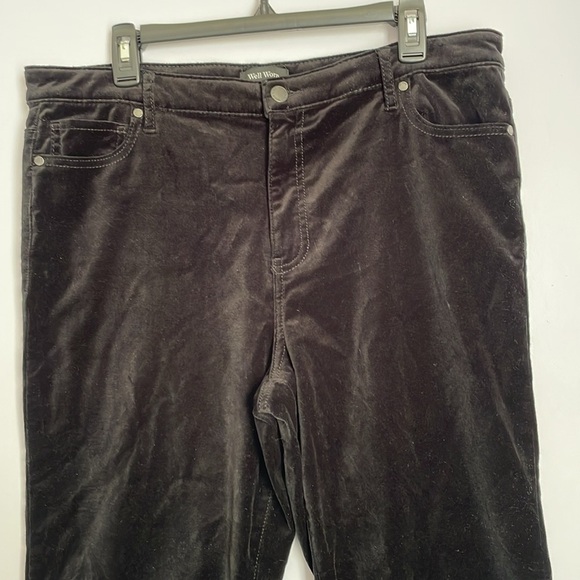 Well Worn Black Velvet Straight Leg High Rise Pants size 14/34 - Picture 2 of 13